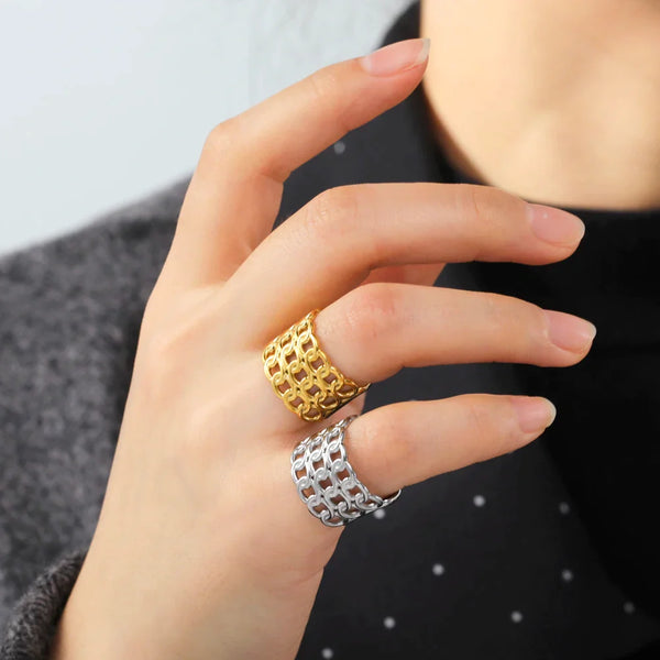 Athena Allure Designer Chain Ring