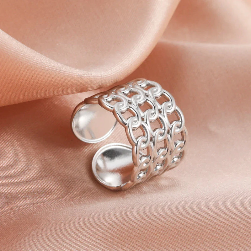 Athena Allure Designer Chain Ring